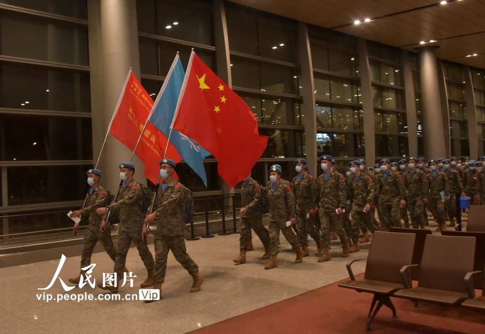 2020年8月18日，中國第19批赴黎巴嫩維和部隊第二梯隊205名官兵在云南昆明長水國際機場出征。