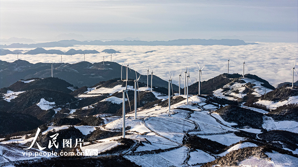 湖北秭歸：雪后風(fēng)電機(jī)組美如畫【5】