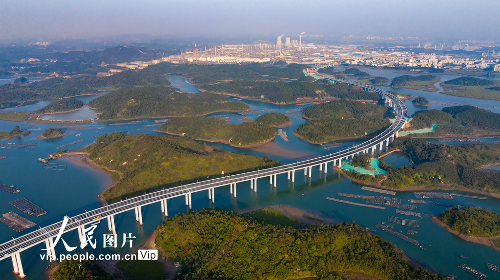 廣西欽州龍門大橋建設(shè)有序推進【6】