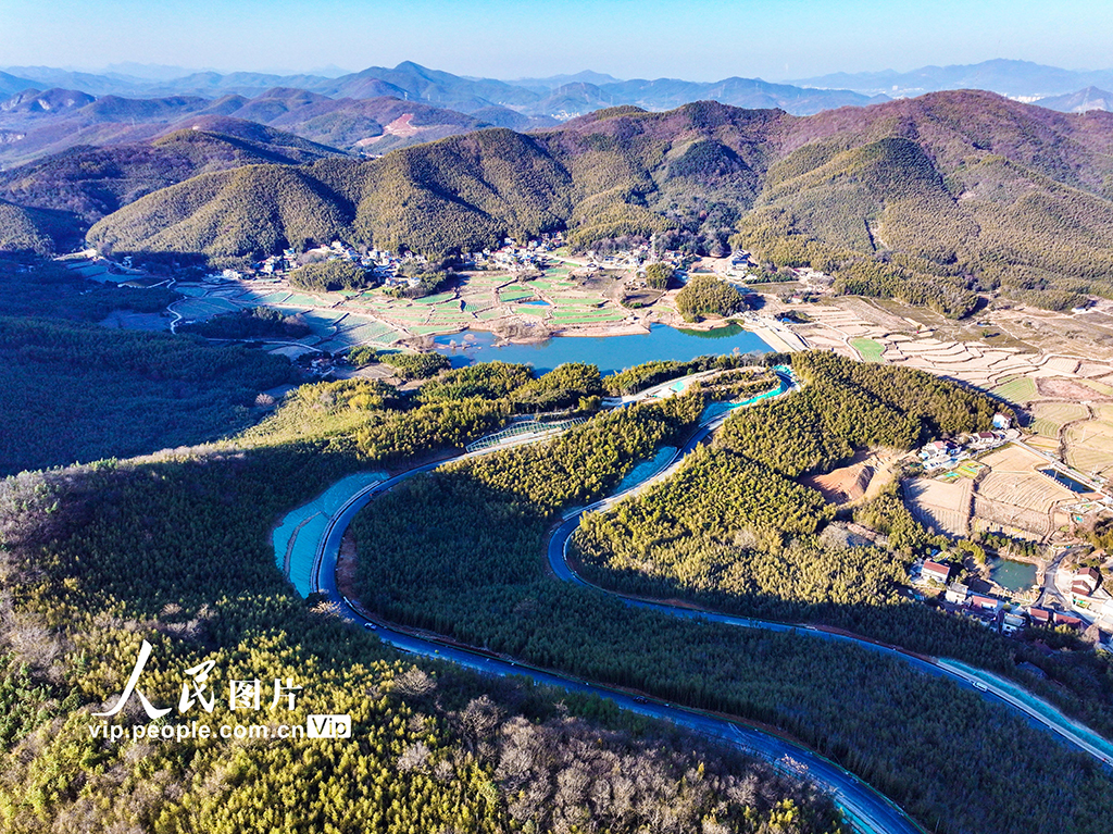 安徽蕪湖：盤山公路助力鄉(xiāng)村振興【3】