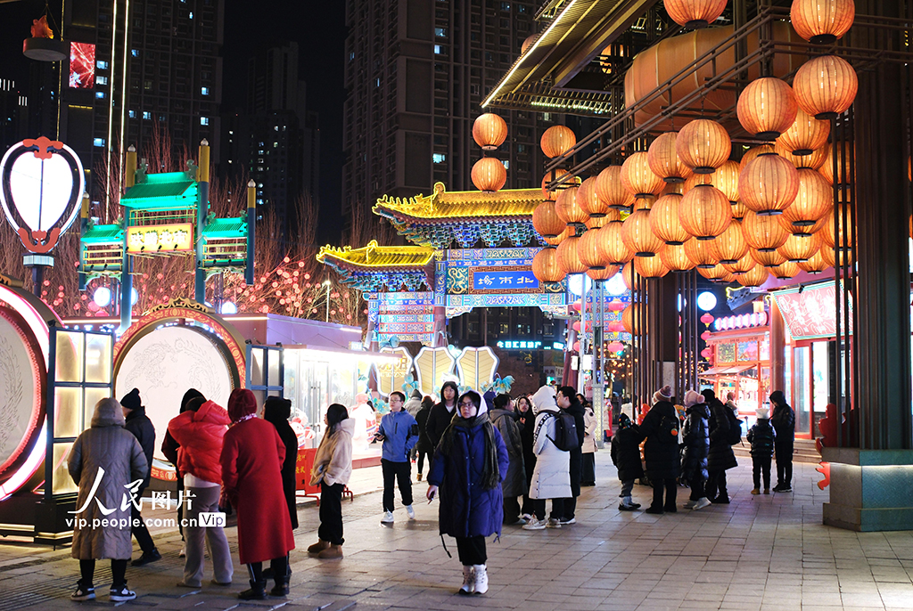 遼寧沈陽：老北市景區(qū)張燈結(jié)彩迎客來【5】