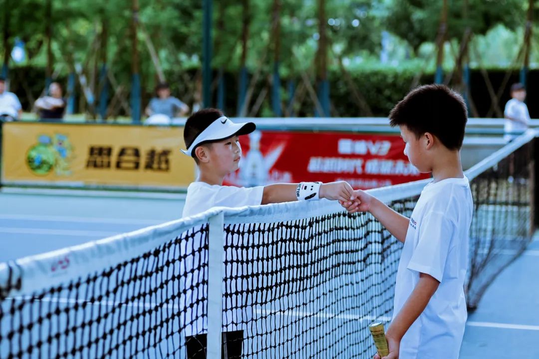 《友誼第一》 小學組 攝影：陳雨澤